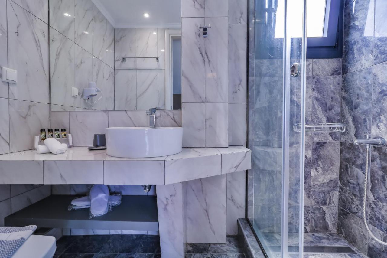 Theros Villas & Suites Chrysi Ammoudia Bagian luar foto